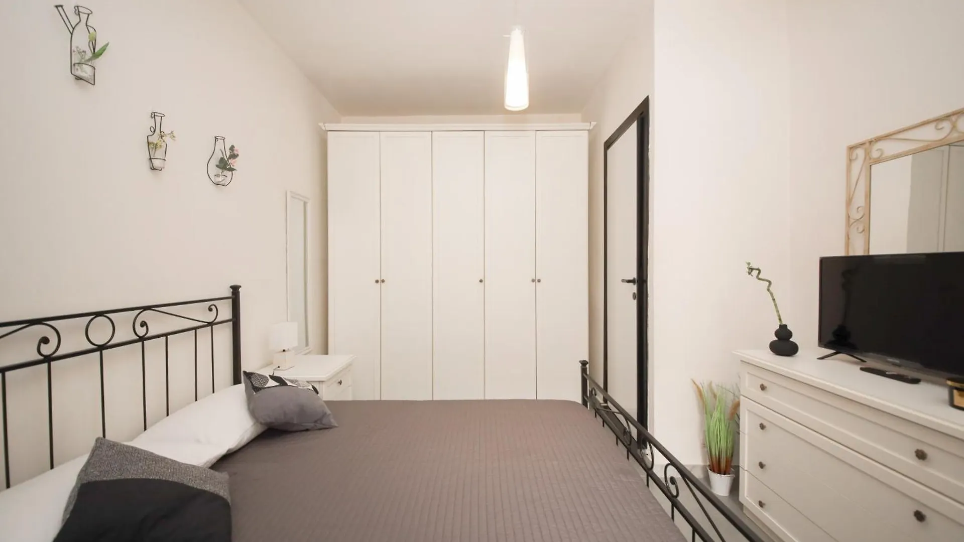 B Live By Ghor Apartment Rome