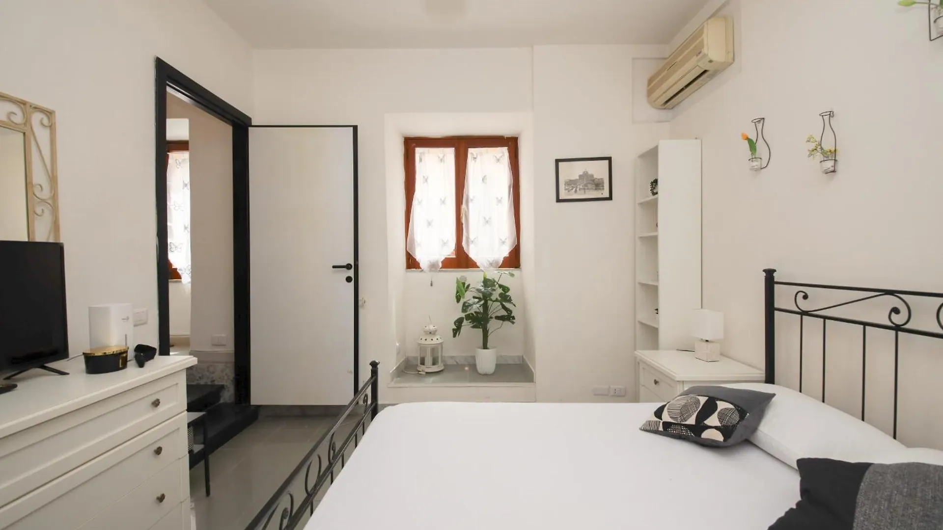 B Live By Ghor Apartment Rome