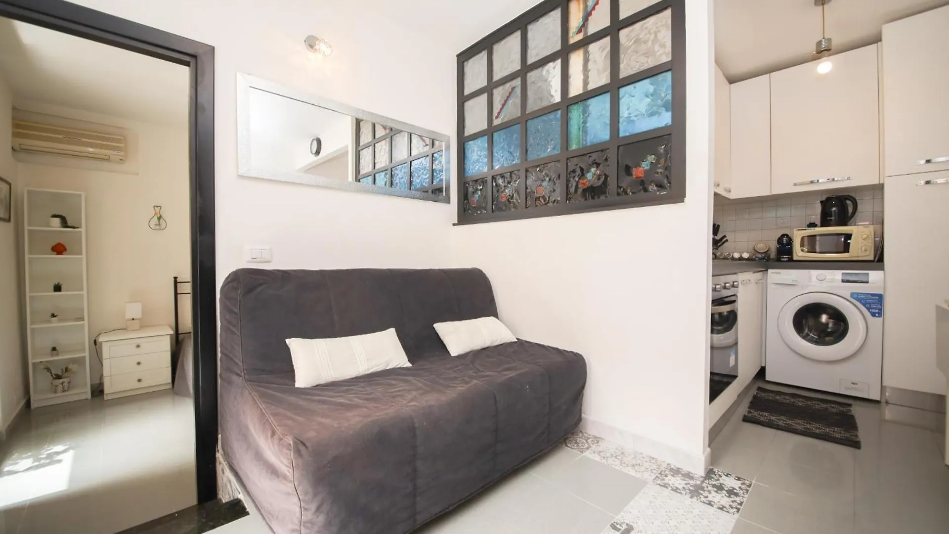 B Live By Ghor Apartment Rome 0*,  Italy