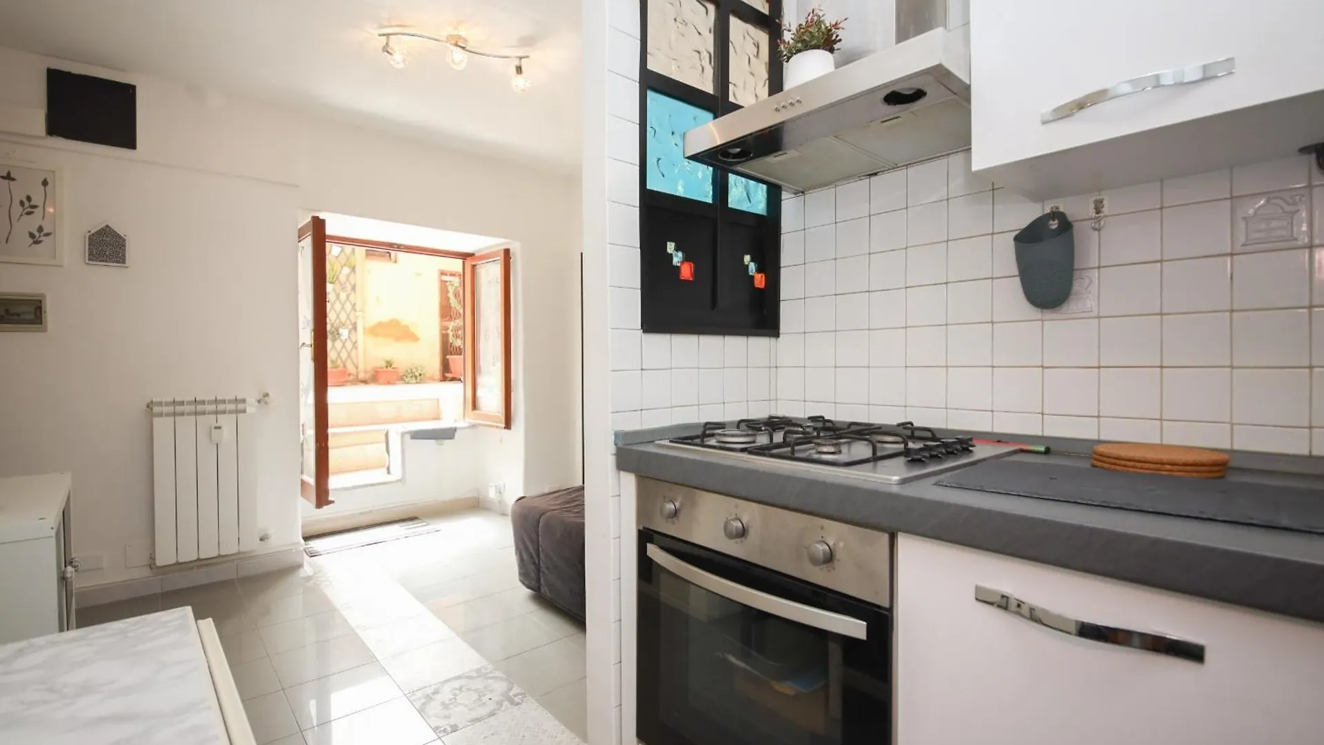 B Live By Ghor Apartment Rome